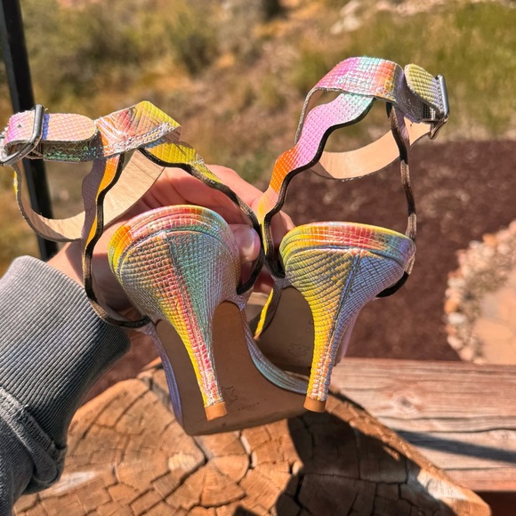 LOEFFLER RANDALL Reina Scalloped Leather Sandal Heels Iridescent Sz 9 - Picture 5 of 11